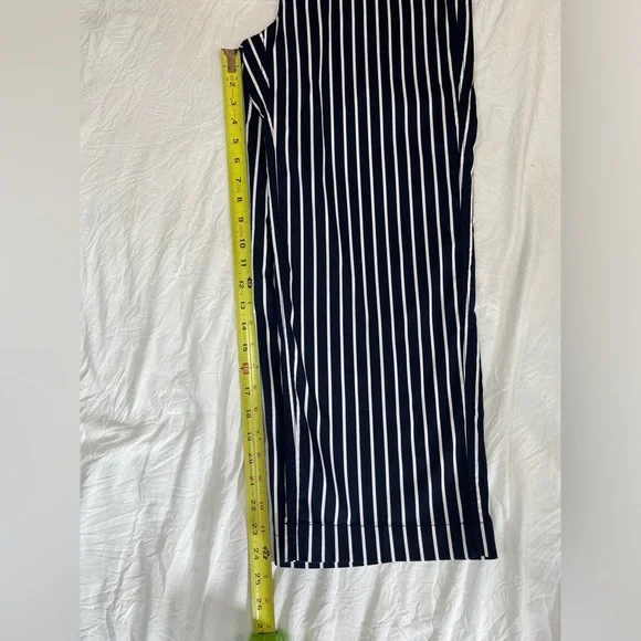 Chico’s navy and white stripes cotton wide leg crop stretch pants women’s size 6 - Picture 11 of 17
